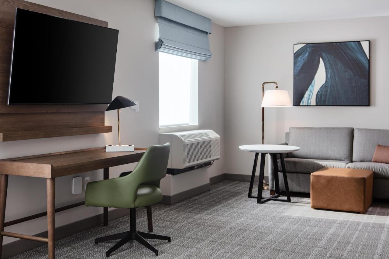 Staybridge Suites - Iowa City - Coralville By Ihg Bagian luar foto