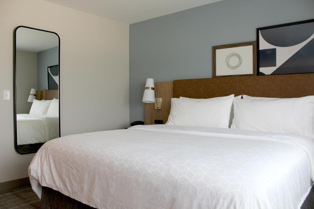 Staybridge Suites - Iowa City - Coralville By Ihg Bagian luar foto