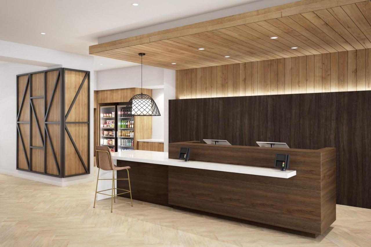 Staybridge Suites - Iowa City - Coralville By Ihg Bagian luar foto