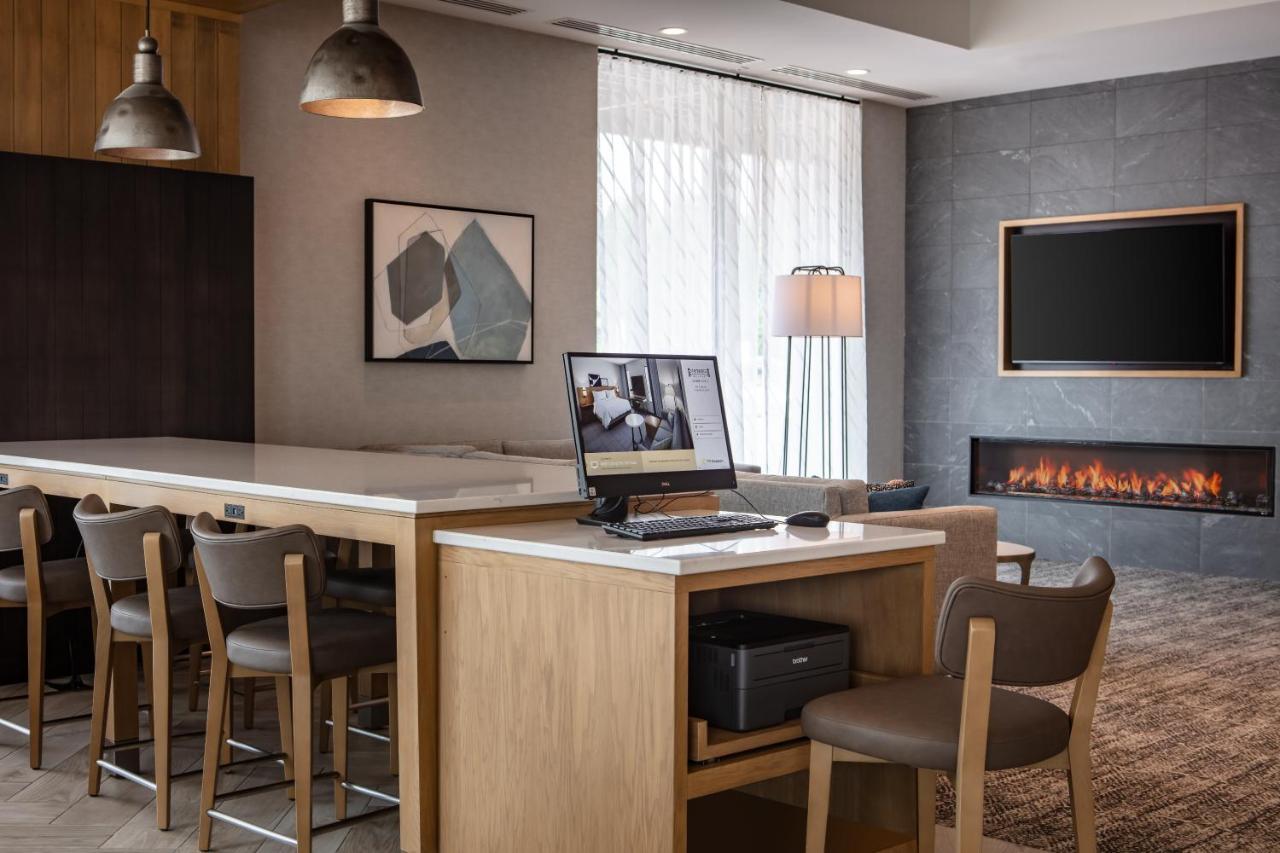 Staybridge Suites - Iowa City - Coralville By Ihg Bagian luar foto