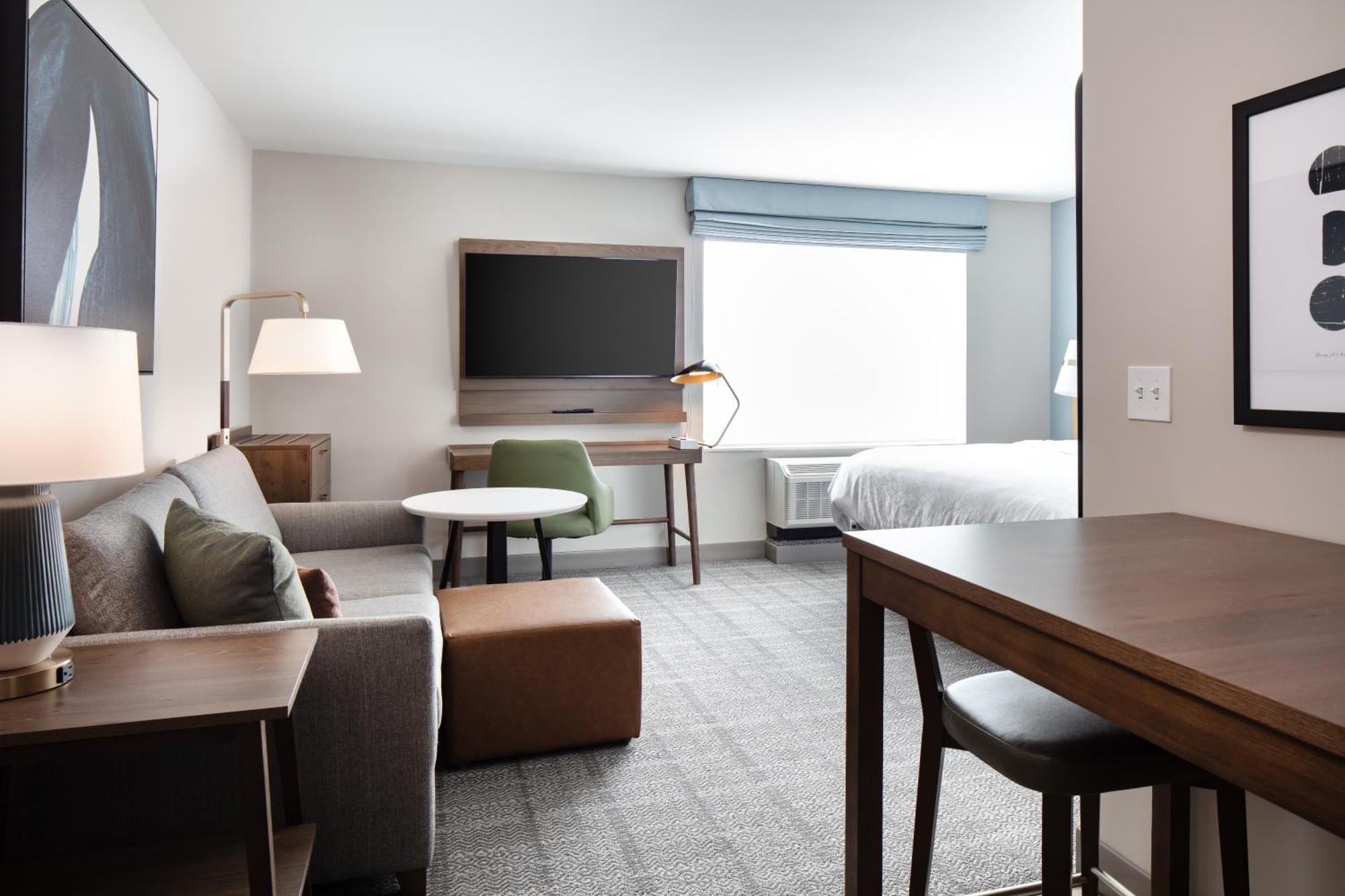 Staybridge Suites - Iowa City - Coralville By Ihg Bagian luar foto